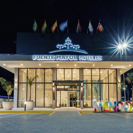 Fuente Mayor Hotel Terminal Mendoza Bagian luar foto
