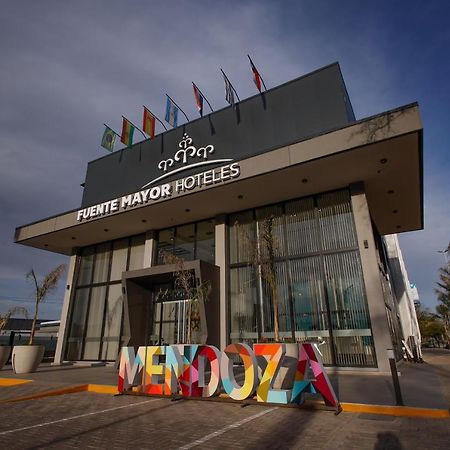 Fuente Mayor Hotel Terminal Mendoza Bagian luar foto